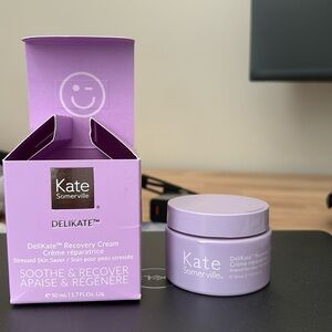 Kate Sommerville Delikate cream